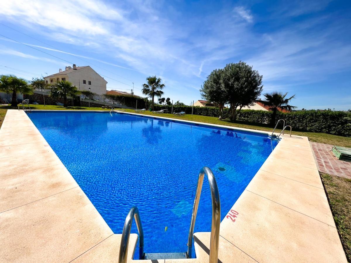 Apartamento A 900 M De La Playa Y Con Vistas Al Mar En Fuengirola Εξωτερικό φωτογραφία
